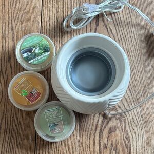 Yankee Candle Scenterpiece White Wax Warmer with Scented Melts